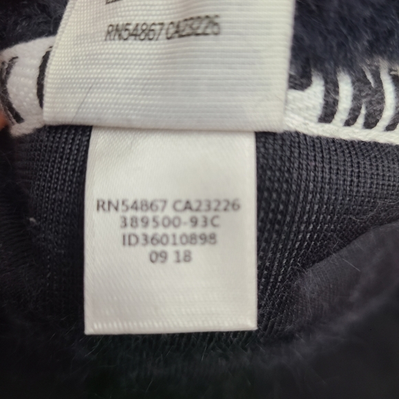 Victorias secret PINK plush black pullover sweater- Size medium womens - Picture 5 of 6